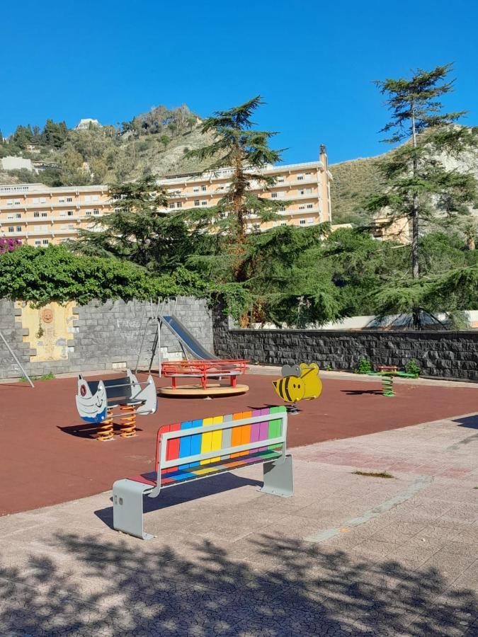 Mungi Bay, Flat With Sea View Roof Top Terrace Giardini Naxos Eksteriør bilde