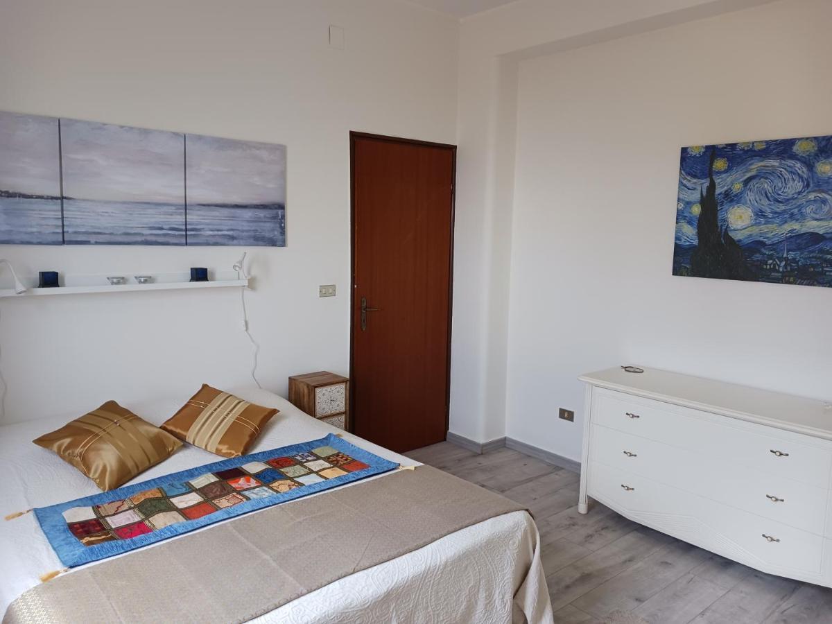Mungi Bay, Flat With Sea View Roof Top Terrace Giardini Naxos Eksteriør bilde
